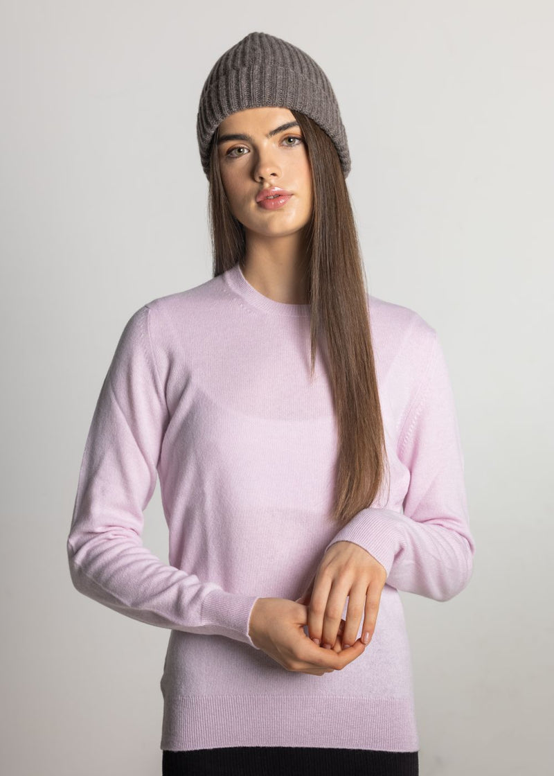 Isla Women's Scottish Made Cashmere Crew Neck Sweater - Soft Pink