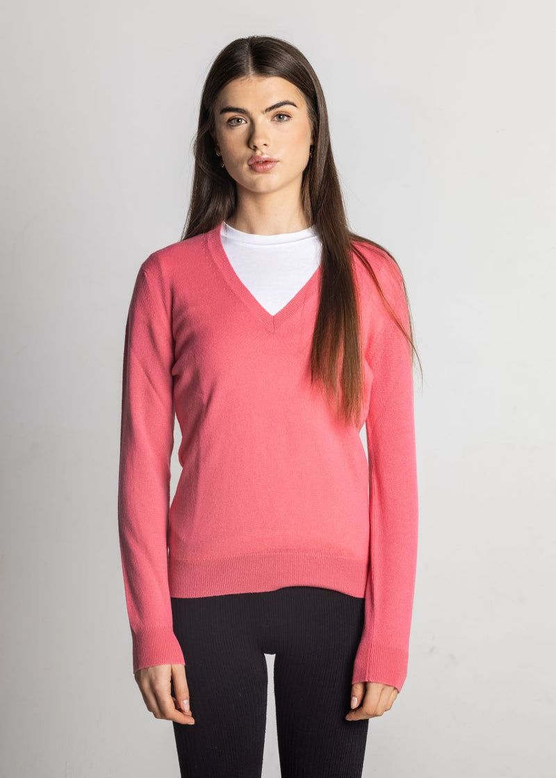 Isla Women's Scottish Made Cashmere V-Neck Jumper - Bright Pink