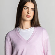 Isla Women's Scottish Made Cashmere V-Neck Jumper - Soft Pink